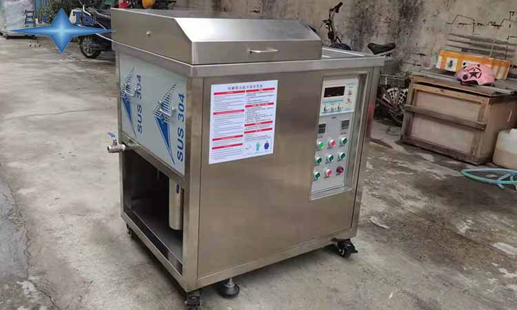 【潔泰】工業超聲波清洗機的控制臺加熱沖洗功能 【潔泰】工業超聲波清洗機的控制臺加熱沖洗功能