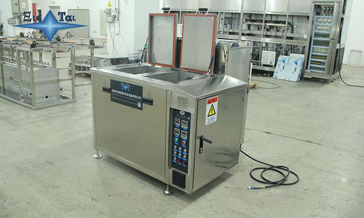 為什么超聲波清洗機有溫度?揭秘溫度對清洗效果的關鍵作用 為什么超聲波清洗機有溫度?揭秘溫度對清洗效果的關鍵作用